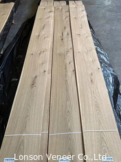 2.0mm Knotty White Oak Wood Veneer বিভিন্ন স্টাইলের পণ্য স্টক আছে