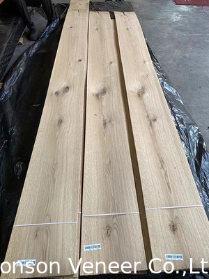 2.0mm Knotty White Oak Wood Veneer বিভিন্ন স্টাইলের পণ্য স্টক আছে
